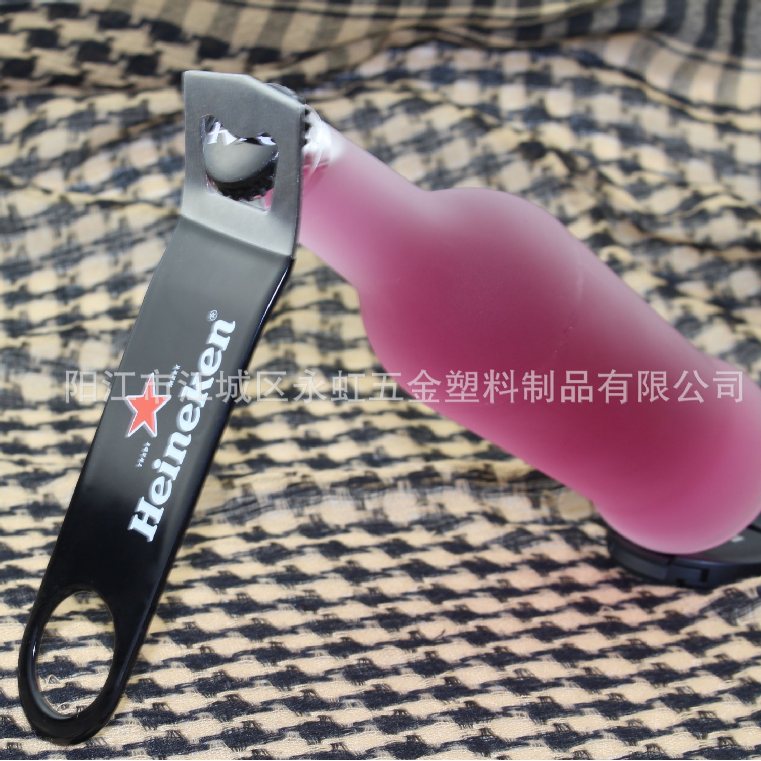 不锈钢啤酒开瓶器 浸塑启瓶器 创意开罐器 多功能开酒器 酒起子