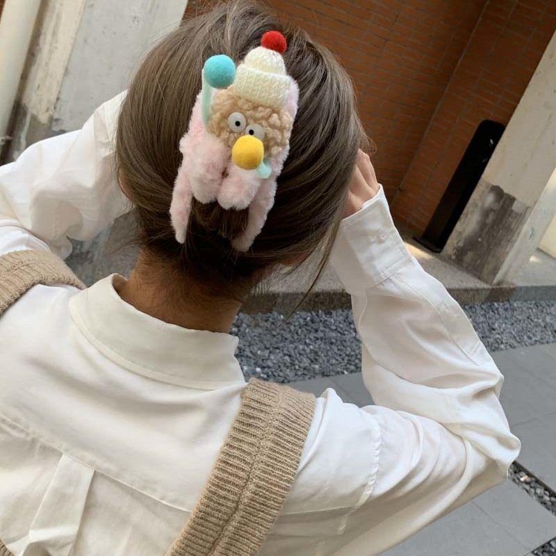 面白くて面白いぬいぐるみクリップ、醜くてかわいい、クリエイティブな後頭部ヘアクリップ、モンスターシャーククリップ、かわいい女性用ヘアアクセサリー|undefined