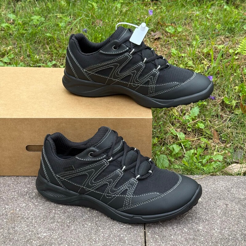 High-end new casual sports shoes made in Wanzhou, lace-up thick-soled walking and hiking shoes High-end new casual sports shoes made in Wanzhou, lace-up thick-soled walking and hiking shoes