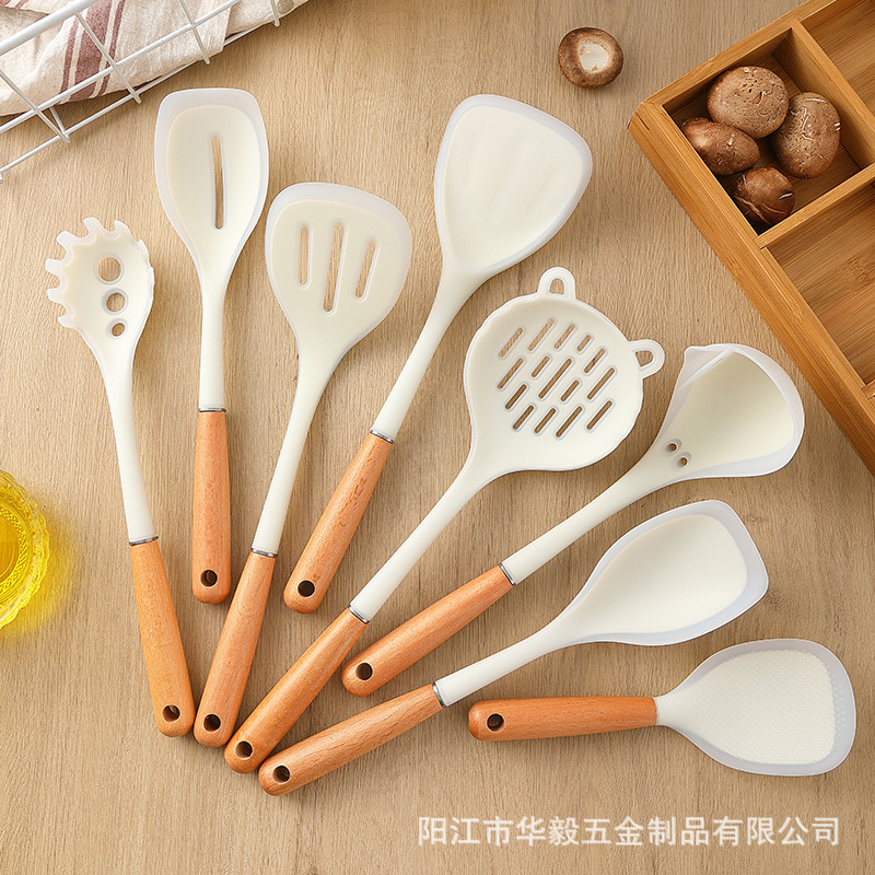 Creativo nuevo estilo, utensilios de cocina de silicona translúcida, juego de pala de sartén antiadherente, pala de silicona de grado alimenticio, mango de haya en stock