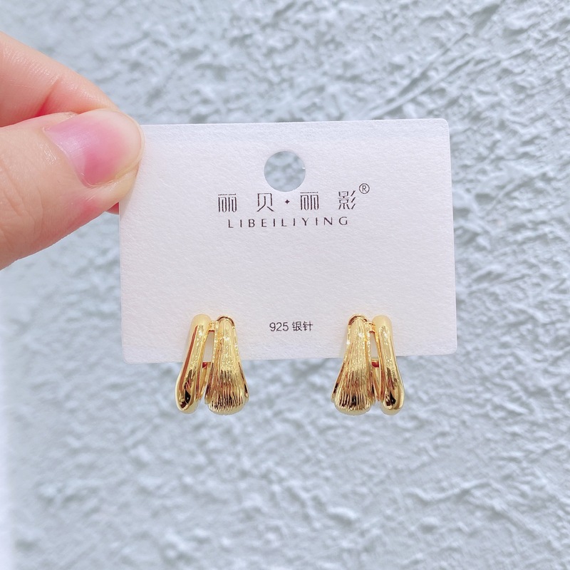 Liyin/Libeliying S925 シルバー針 C タイプイヤリングハイエンドファッション個性ニッチイヤリング女性のためのヨーロッパとアメリカの INS|undefined