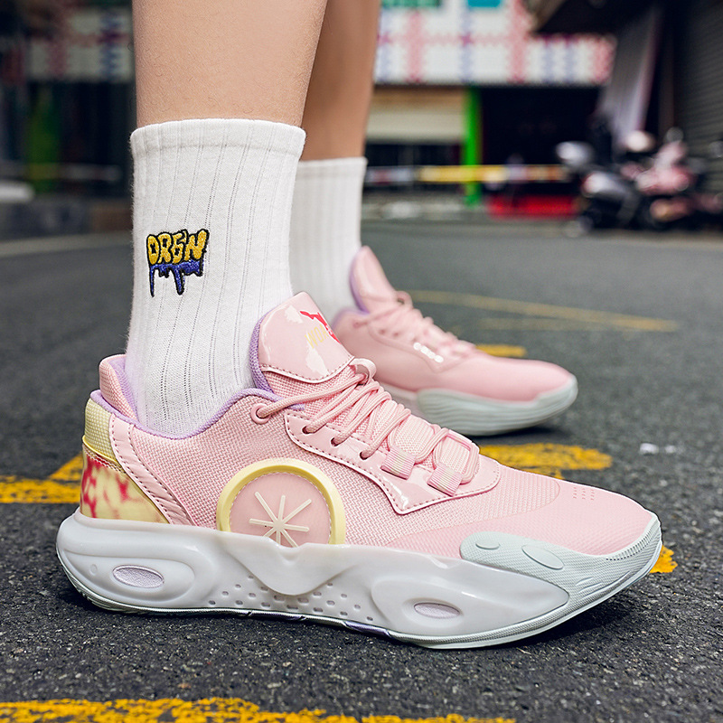 Primavera nuevos zapatos de baloncesto resistentes al desgaste zapatos casuales zapatos de baloncesto zapatos deportivos al aire libre zapatos de pareja