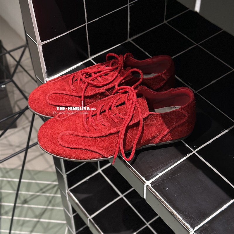Distributor Price Increased by 100 Yuan: Cream-Colored Dopamine Lace-Up Casual Shoes, Flat Retro Soft-Soled German Training Shoes Distributor Price Increased by 100 Yuan: Cream-Colored Dopamine Lace-Up Casual Shoes, Flat Retro Soft-Soled German Training Shoes