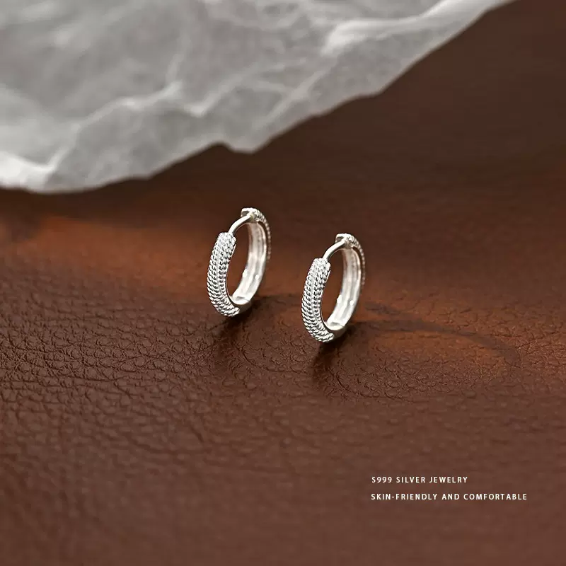 阿宝S999足银简约百搭麻花耳扣小众设计感轻奢高级感耳圈耳环新款