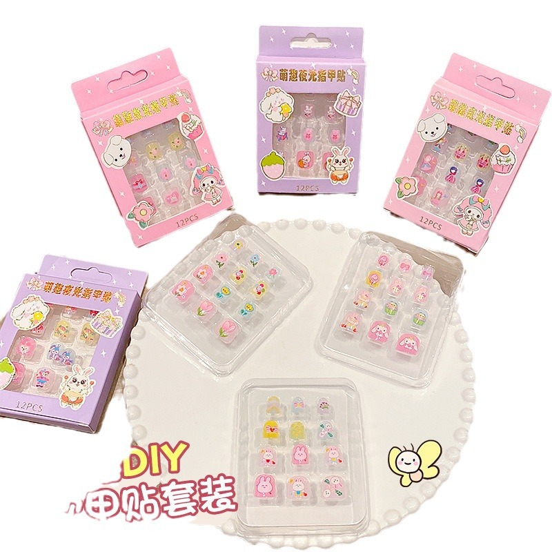 Nuevo autoadhesivo lindo princesa manicure pegatinas de luz nocturna pegatinas de uñas para niños niñas pequeñas parches DIY conjunto desmontable