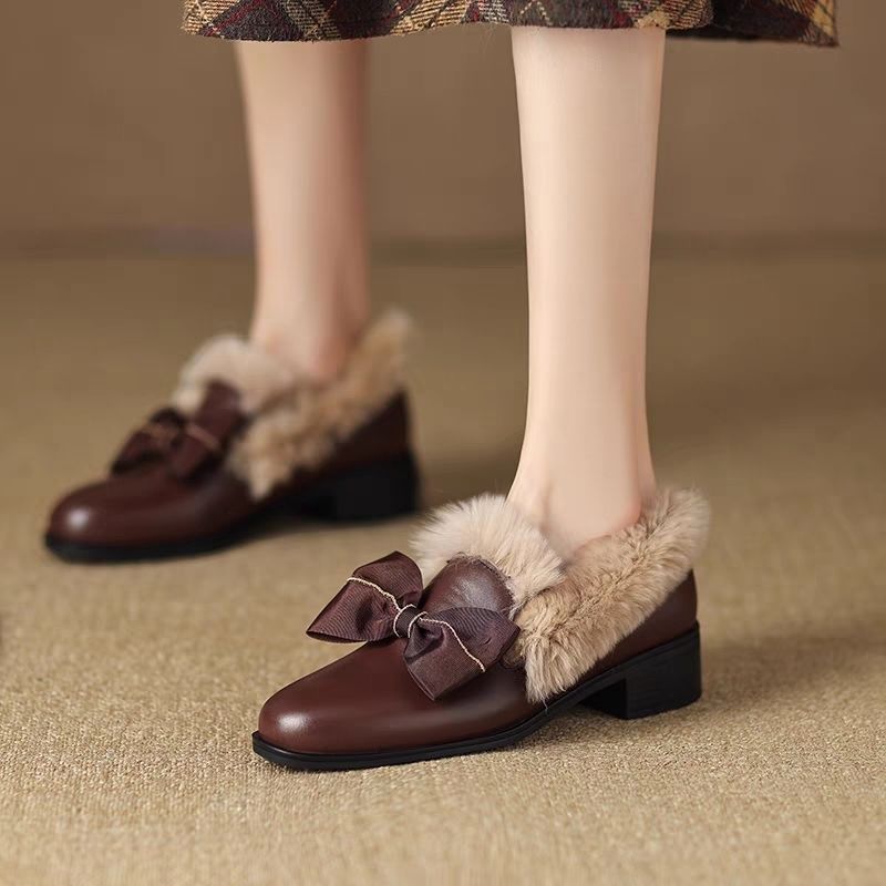 加绒乐福鞋粗跟一脚蹬复古中跟毛毛鞋外穿皮鞋中跟豆豆鞋女冬新款
