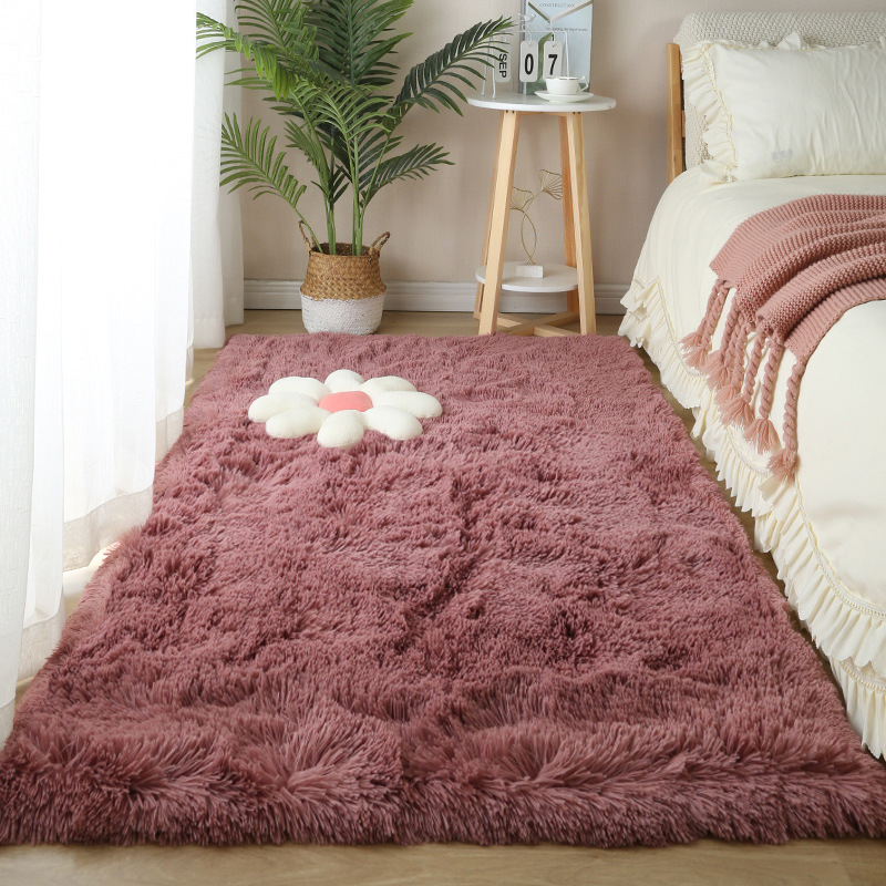 Alfombra mullida para dormitorio – tapete largo junto a la cama o sala, felpa suave, estilo acogedor