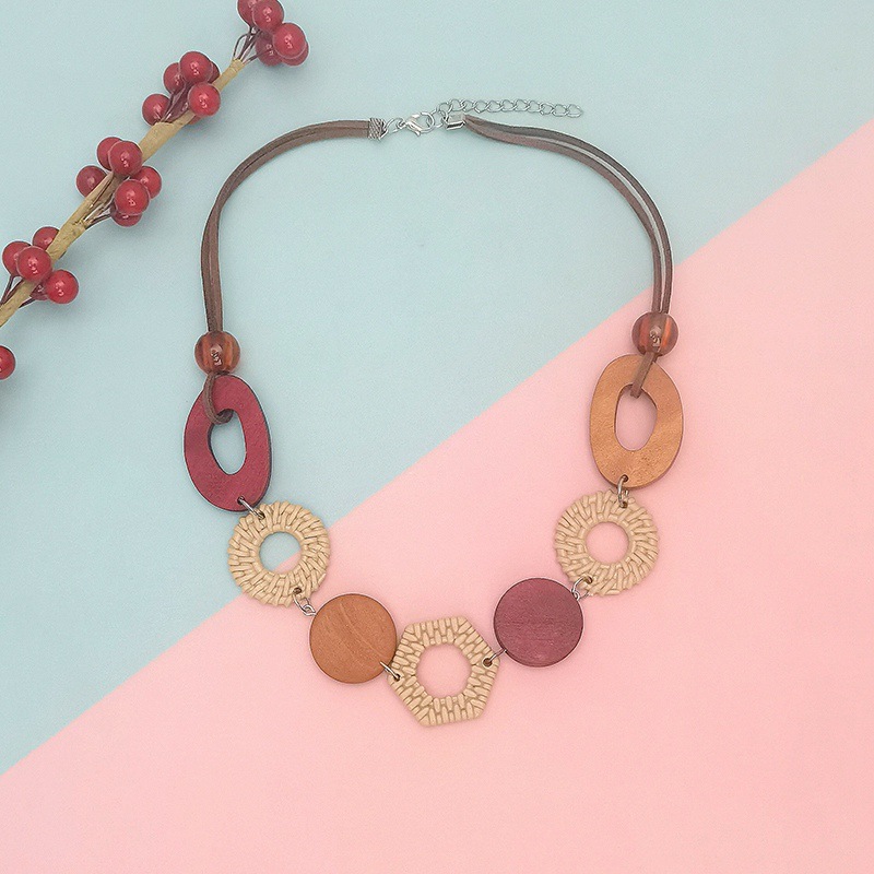 Collar de babero de chip de madera geométrico vintage hecho a mano colgante de madera collar transfronterizo nuevos accesorios al por mayor