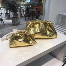 严选编织风格真皮编织女包2025夏季新款单肩斜挎手拿云朵包