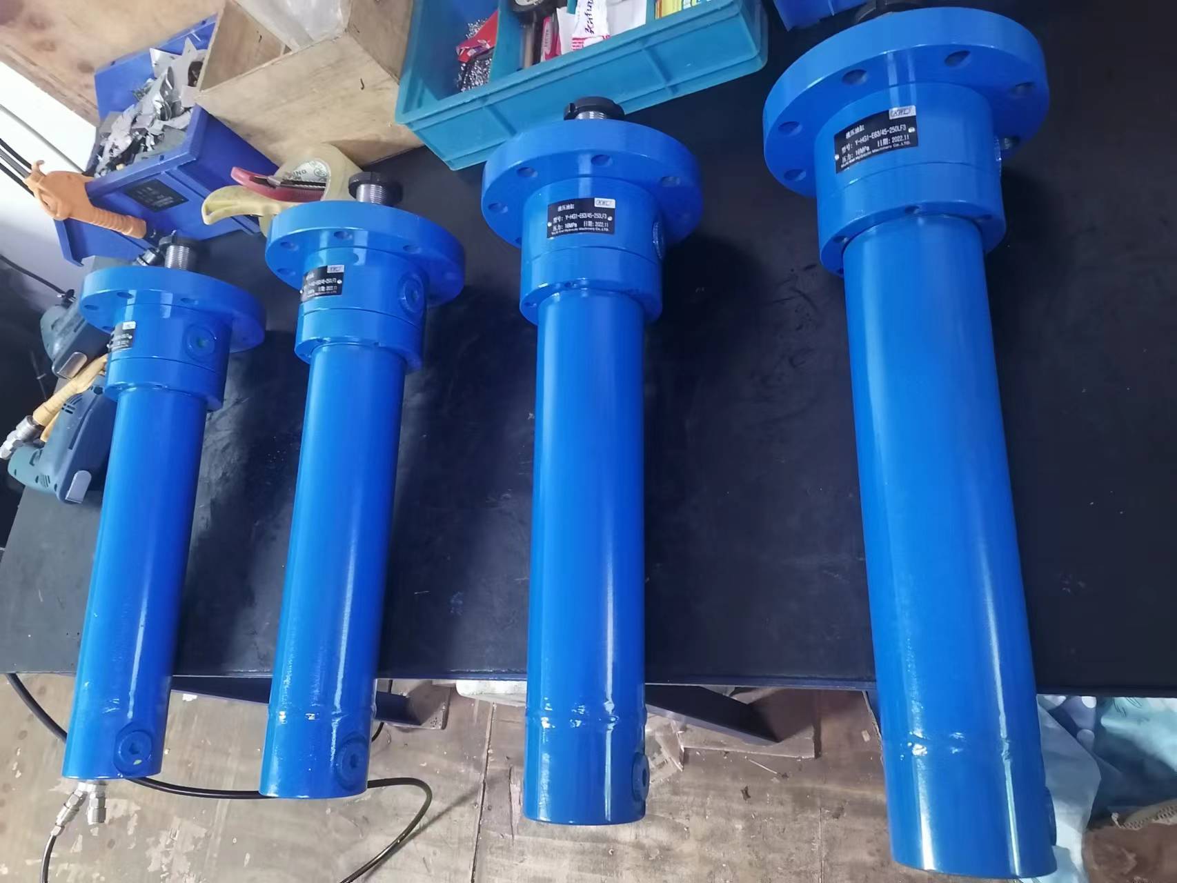 Y-HG1-E140/100*125LZ1-HL1O,冶金设备标准液压缸