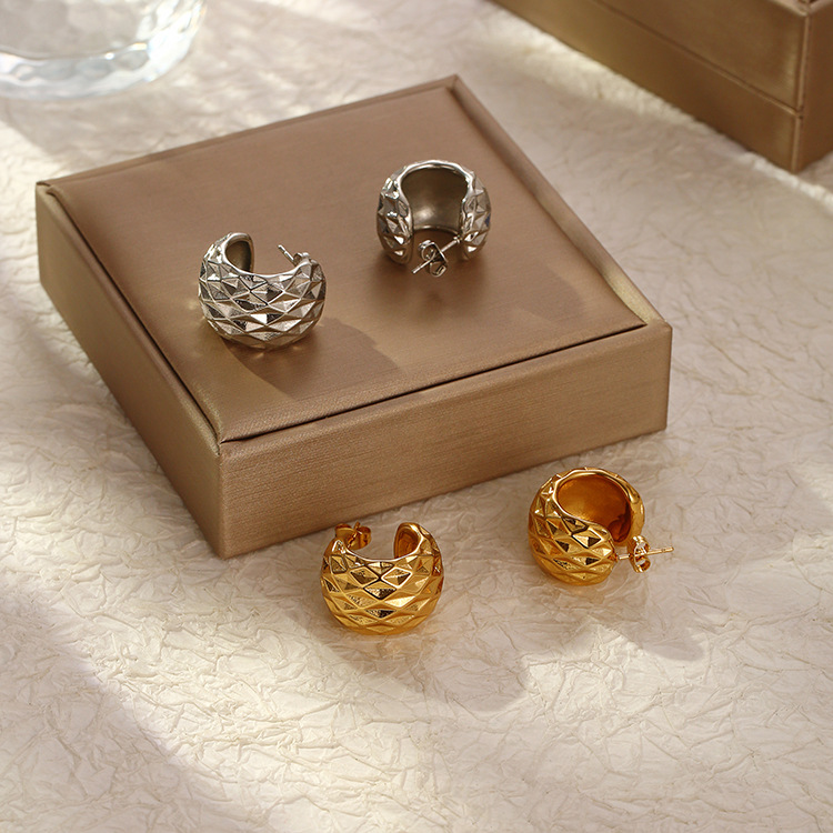 INS pendientes de semicírculo de acero inoxidable retro de alto grado de moda simple de las mujeres de 18 quilates pendientes de moda galvanizados que preservan el color