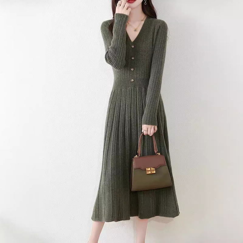 V-neck pure wool dress women's 24 autumn and winter mid-length waist slimming A- line skirt pleated umbrella skirt knitted sweater dress