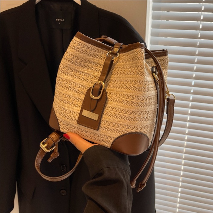 2026년 신상 레트로 배색 다용도 여성용 미니백 해변 휴가 캐주얼 밀짚 버킷백 크로스백 도매