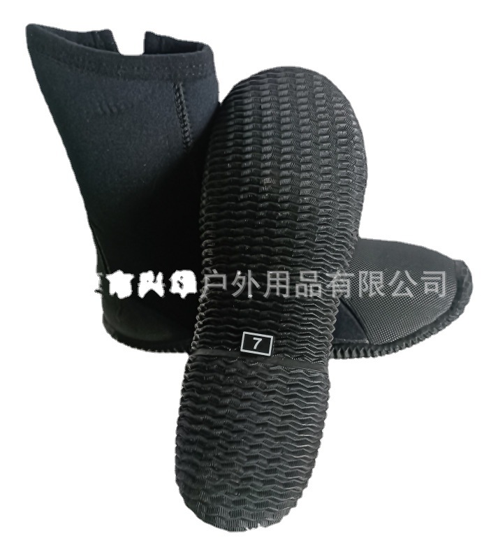 Spot 5MM diving shoes, vulcanized shoes, felt soles, vulcanized shoes, vulcanized shoes, river tracing shoes, vulcanized shoes, wave soles
