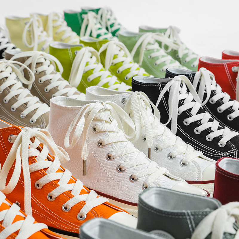 クラシックなハイカット1970年代レトロスニーカー、韓国版2025秋原宿風万能学生女子キャンバスシューズ、男女カップル向け