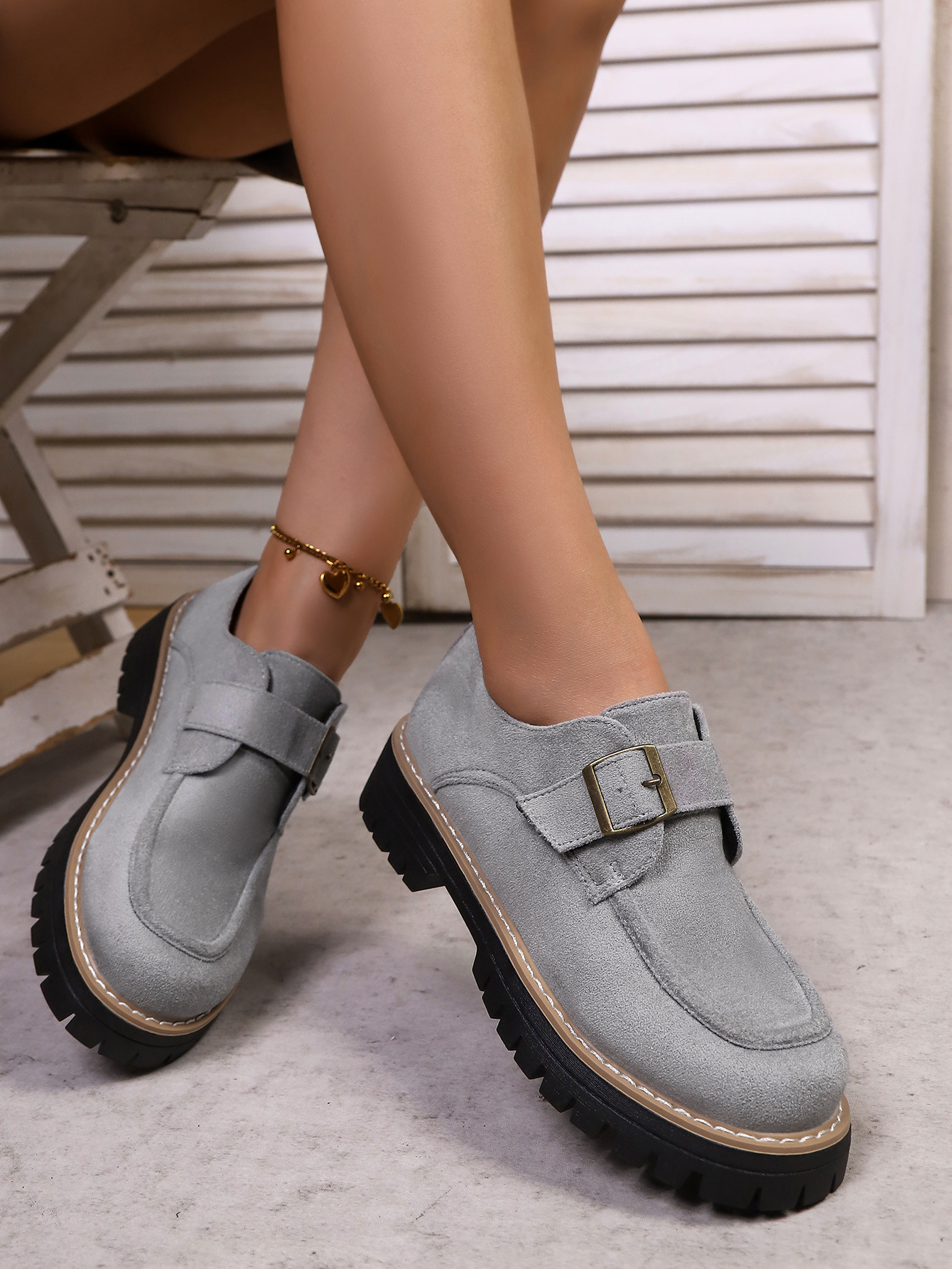 Damen Loafer Mit Blockabsatz Und Schnalle Im Britischen Stil_voghion.com