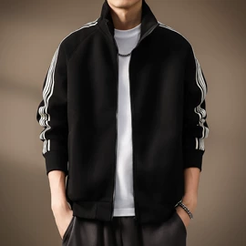 男式休闲裤;男式T恤;男式卫衣