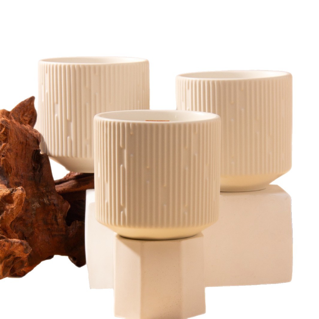 Vela de aromaterapia con taza de cerámica blanca mate con diseño de estrella, mecha de madera, aceite esencial, fragancia de nicho, regalo navideño, cera de soja_voghion.com