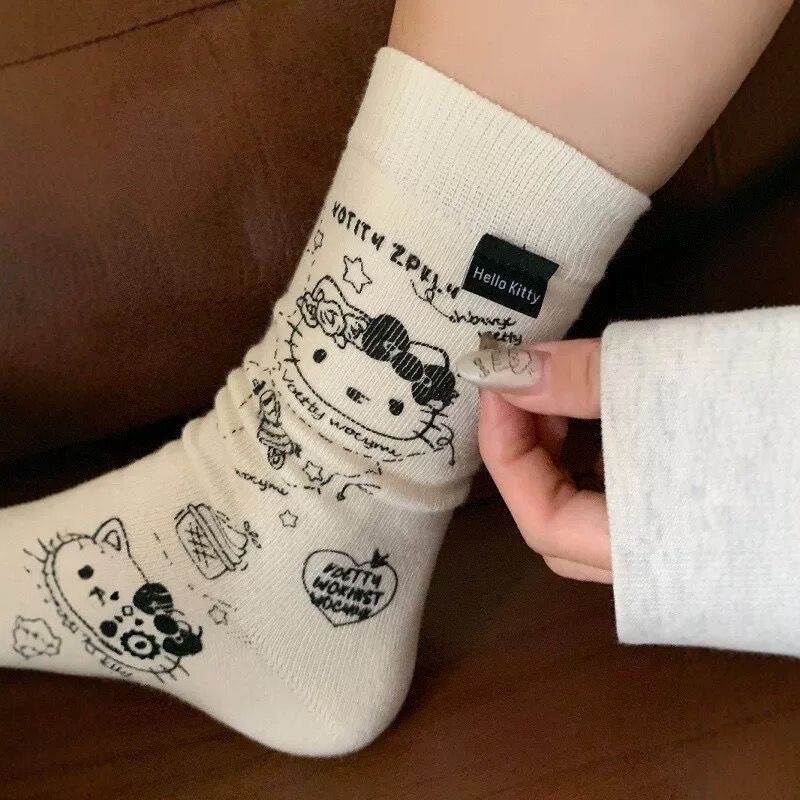 Ankle socks Hello Kitty cute gray women's socks for autumn and winter, spring and autumn, Instagram trendy Japanese style, match with Decon shoes