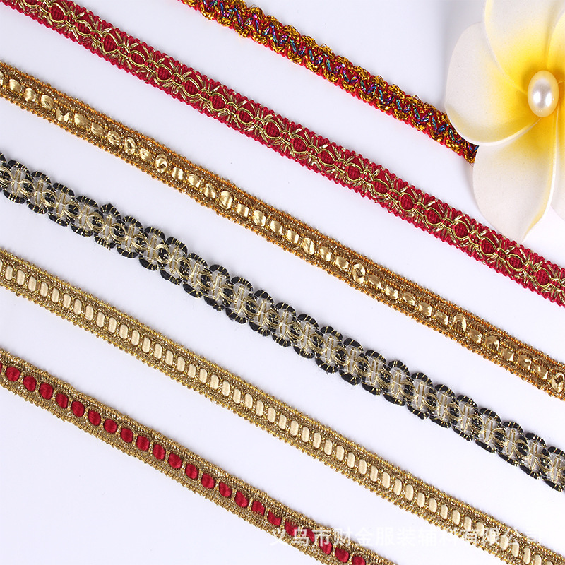 Los fabricantes venden al por mayor accesorios para cortinas de encaje de colores de seda dorada y plateada ingredientes de bricolaje ondas accesorios de ropa de encaje dorado