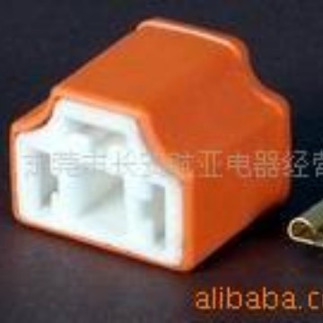TE HB供应汽车连接器H4-2A陶瓷直三插IIIB