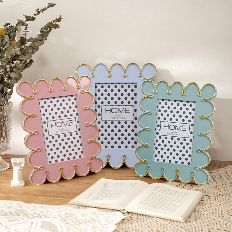 Gold Lace Resin Photo Frame Multi-Functional Display Three-Dimensional Display Stand Photo Frame 4*6 Can Display Wedding Photos