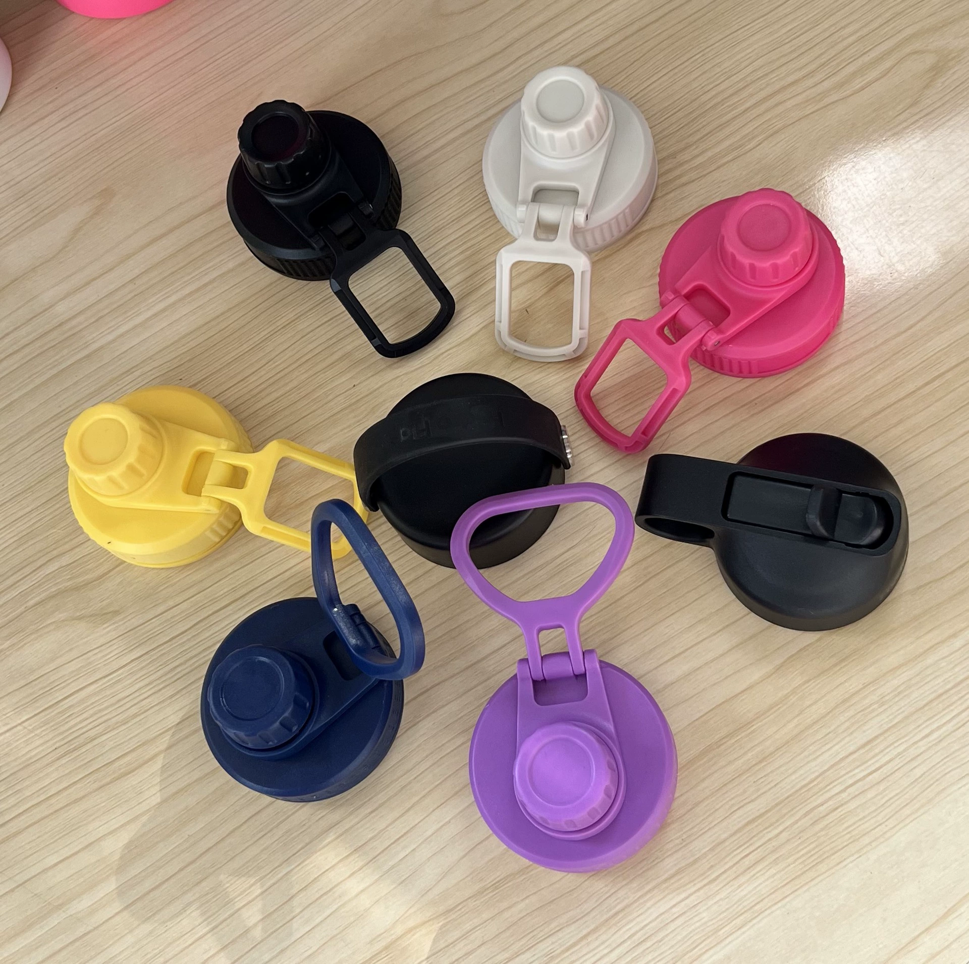 Внешняя торговля спортивная крышка чашки чашки крышка чашки чашки крышка чашки портативный дизайн герметичный герметичный стакан аксессуары оптом