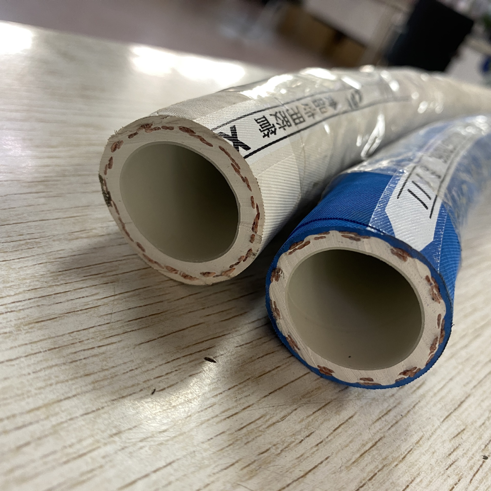 �Ⱥ��Ƽв�ʳƷ�����в���ɫʳƷ����&phi;19*&phi;30 20��/��1.0MPa