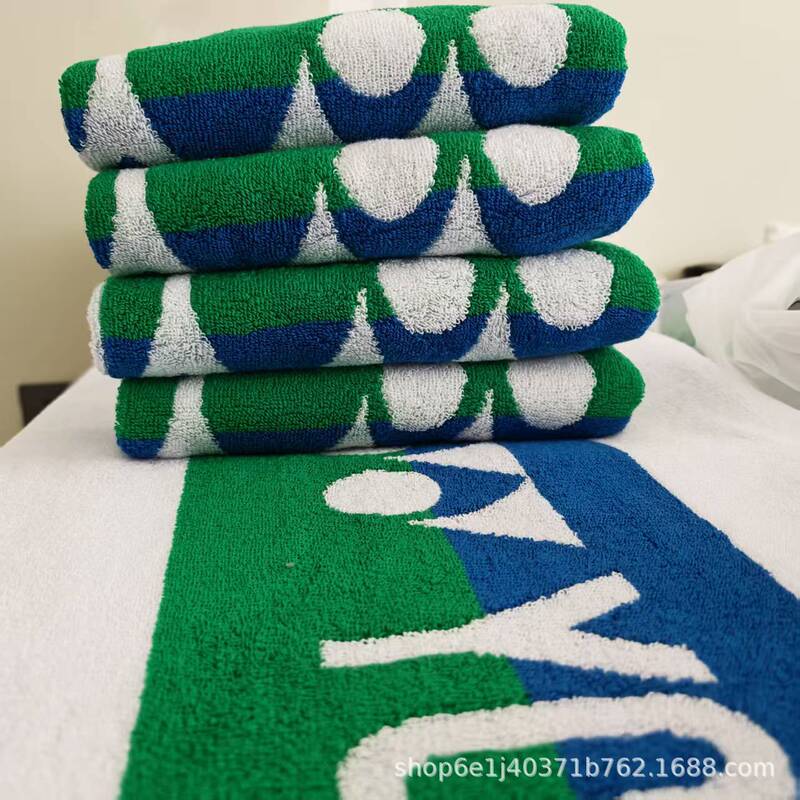 Professional sports towel, soft and sweat-absorbent, for wiping sweat, bath towel, suitable for badminton, tennis, fitness, running, made of Xinjiang long-staple cotton