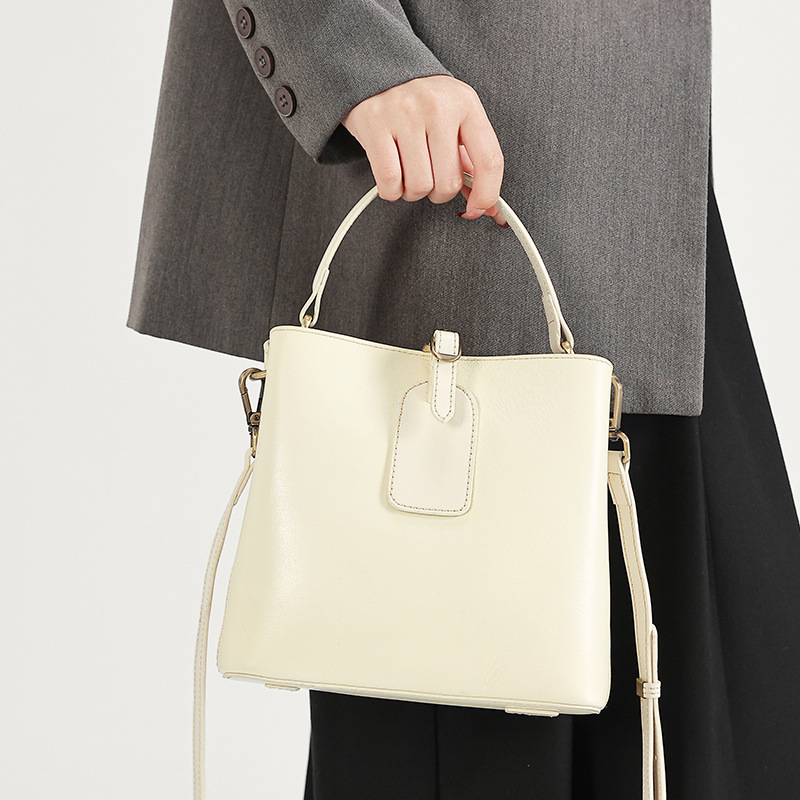Echter Leder Bucket Bag Für Damen Mit Perlen Vintage Design_voghion.com