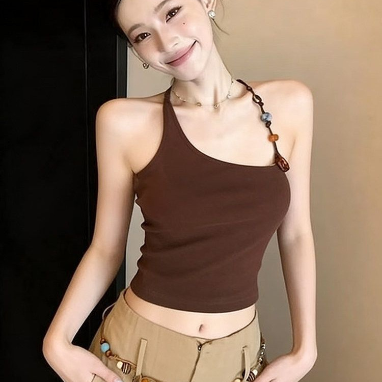 Trendy and stylish one-shoulder halter neck camisole for women, new summer design, unique and chic, slim-fit and figure-flattering beaded top