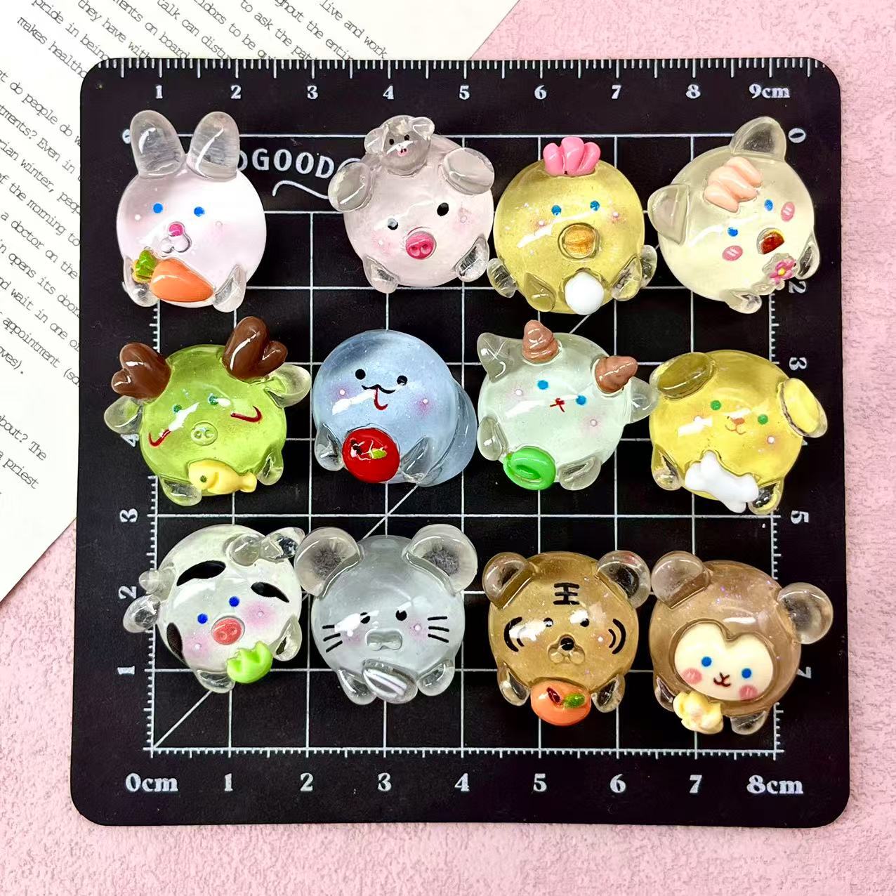 Luminous Zodiac Chubby Three-Dimensional Resin Accessories Cream Glue DIY Head Rope Keychain Pendant Material