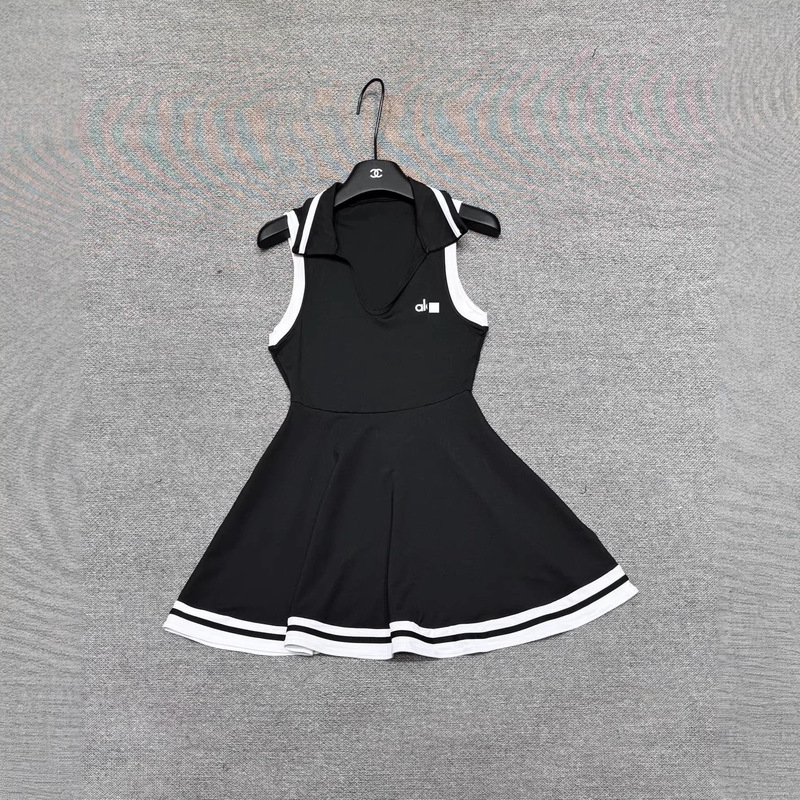 In-Stock 2026 Faux Two-Piece Dress Set for Women with Butt-Lifting Anti-Exposure Shorts, Two-Piece Set, Slimming, Sleeveless