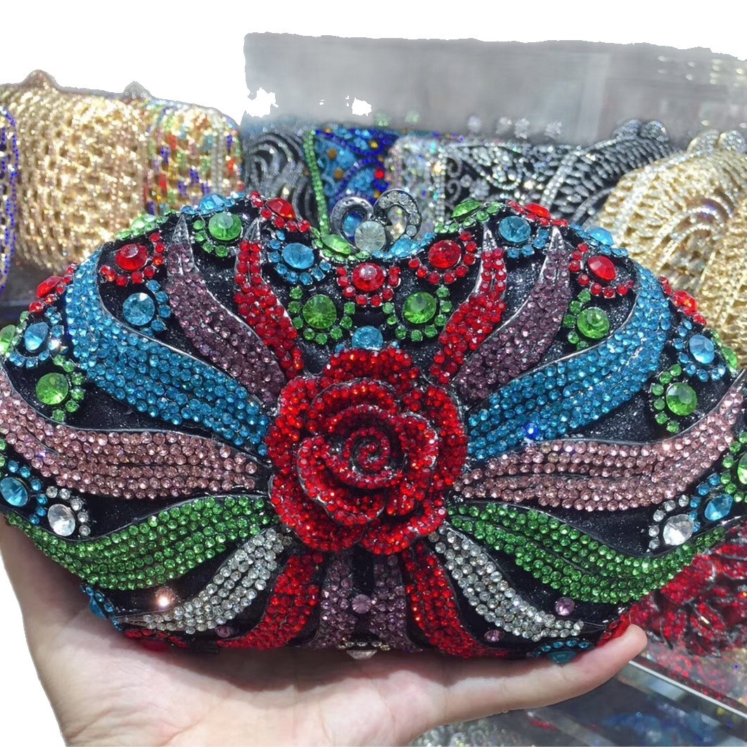 * Cross-border AliExpress hueco metal con diamantes bolsas de cena vestidos de banquete de damas bolsas de maquillaje de mano de diamantes completos