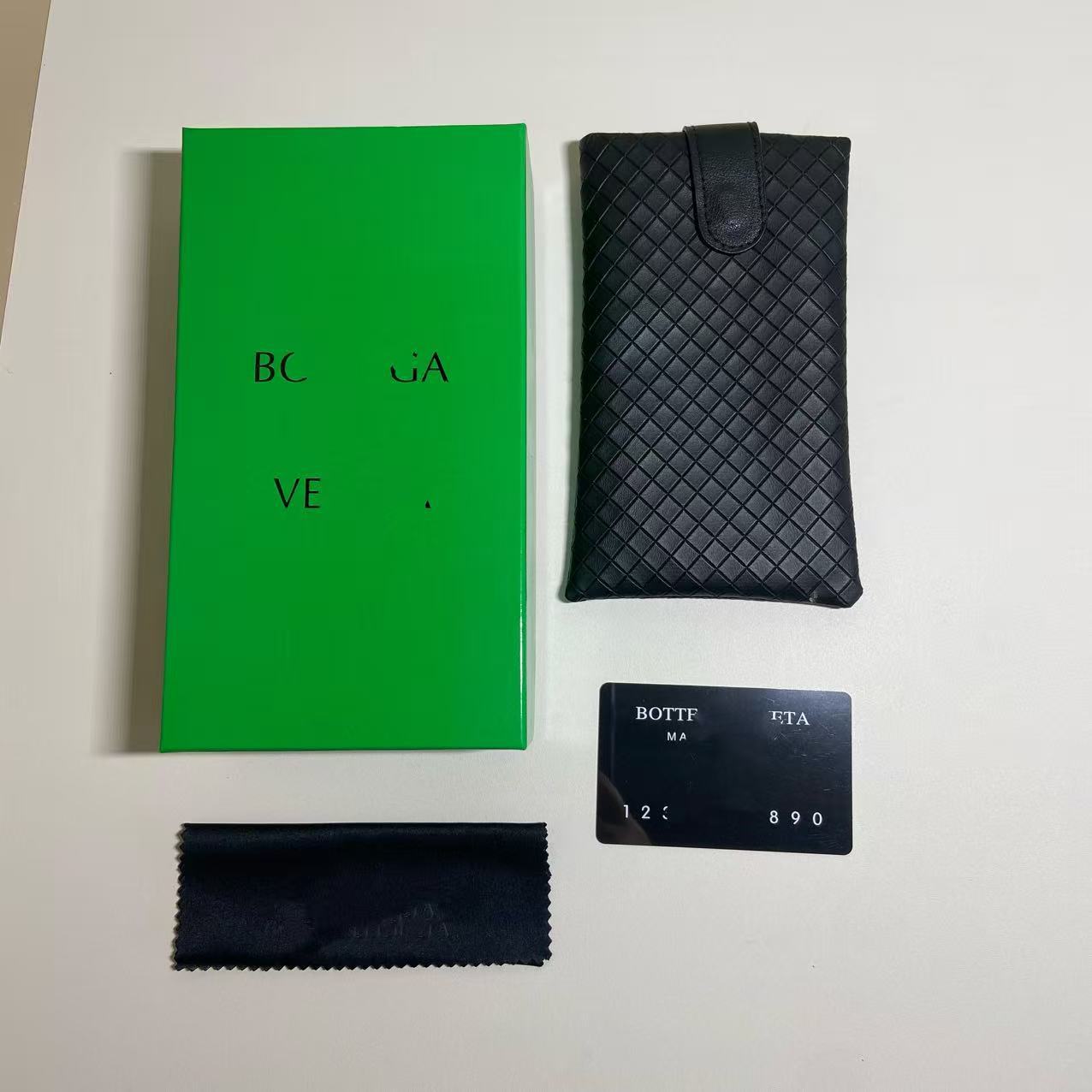 Inventario al por mayor nueva caja de gafas de alta calidad, caja de gafas de sol de alta gama, caja de gafas de sol, caja de paquete completa