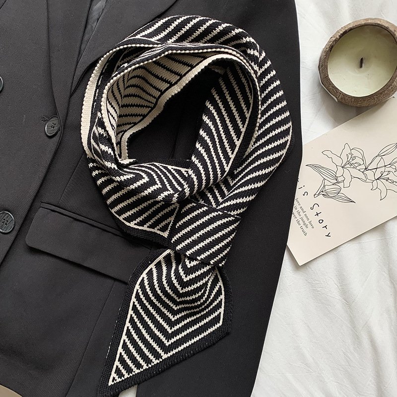 Bufandas de punto de alta sensación de nuevo estilo coreano otoño invierno versátil tablero de ajedrez perforación toallas de orejas perezosas cruzada guillera