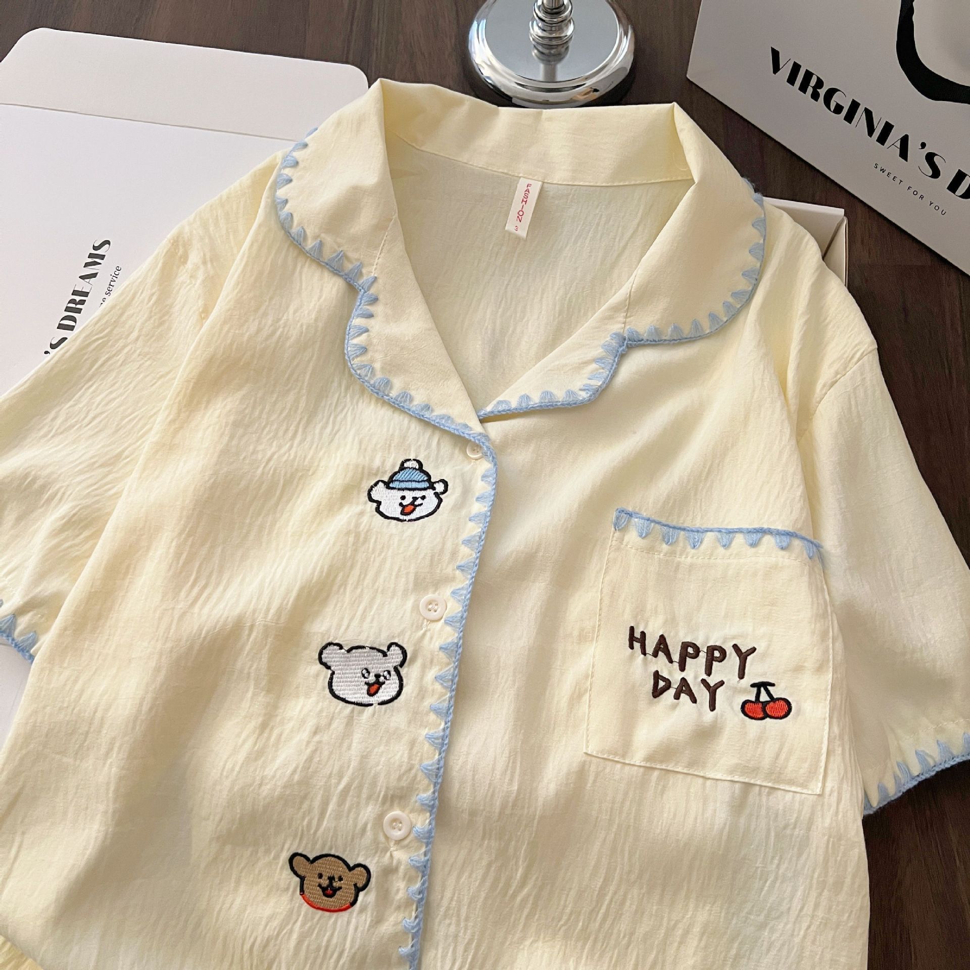 Al por mayor transfronterizo nueva nube de algodón crescente perro manga corta pantalones cortos pijama conjunto de mujeres de verano dulce cardigan ropa para el hogar