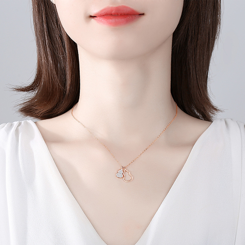 Cuerpo completo 925 plata esterlina calabaza simple nicho diseño femenino ins clavícula cadena fresca Internet celebridad temperamento joyería