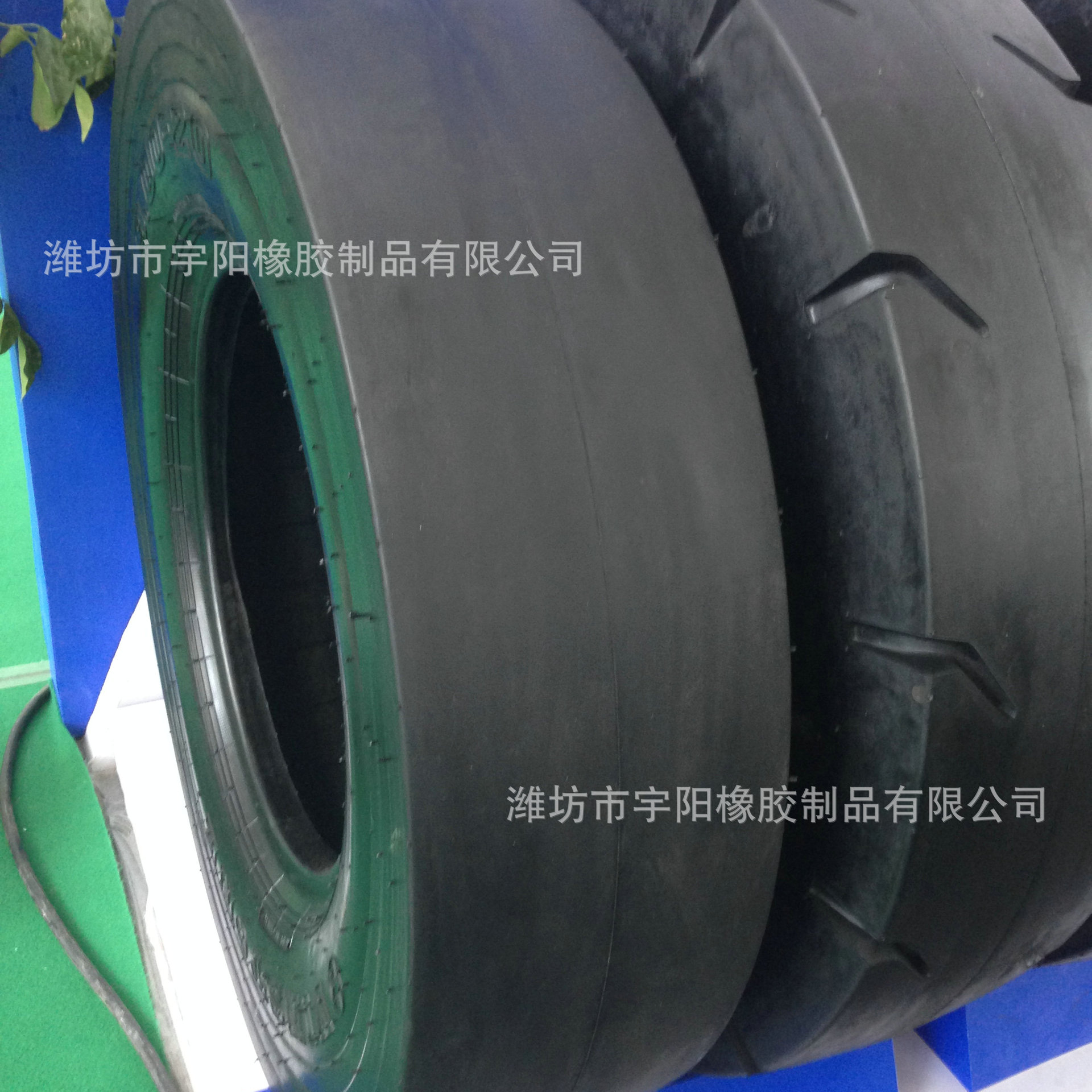 压路机  井下铲运机 铲车轮胎8.25-20  光面花纹