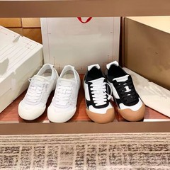 25 新しい夏のクラシックレザー男性と女性のカジュアルシューズファッション多用途道徳トレーニングシューズラウンドトゥカラーマッチングカップルシューズ