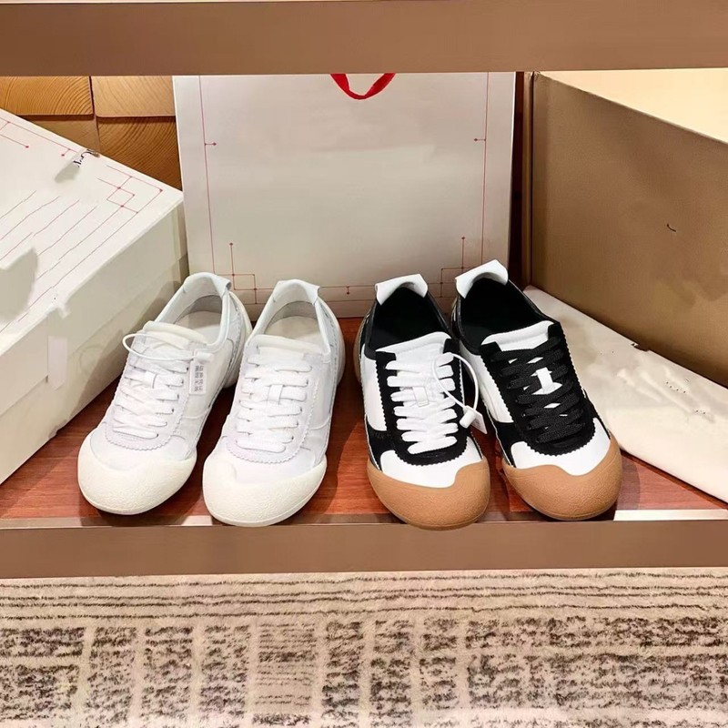 25 新しい夏のクラシックレザー男性と女性のカジュアルシューズファッション多用途道徳トレーニングシューズラウンドトゥカラーマッチングカップルシューズ|undefined