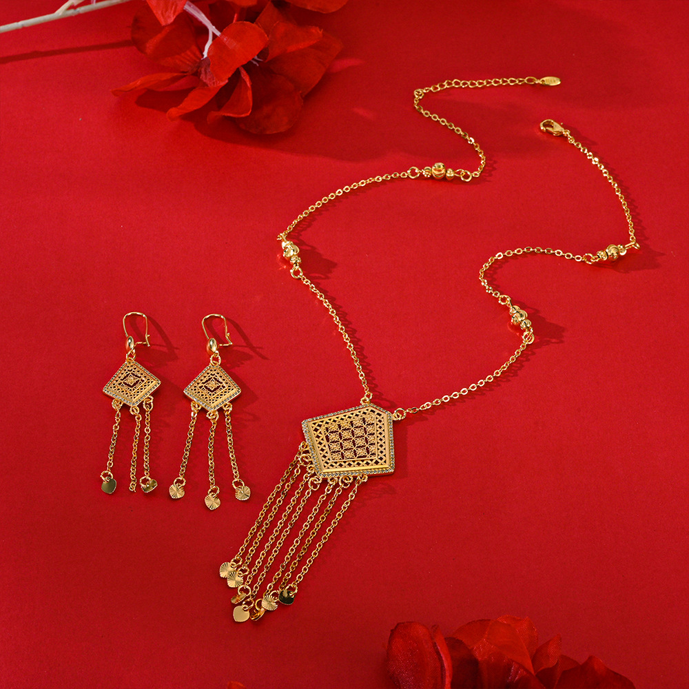 Transfronterizos de moda en el Medio Oriente joyas de mano de obra exquisita aretes de mujer collar conjunto de joyas pendientes de diamantes colgante dos piezas conjunto