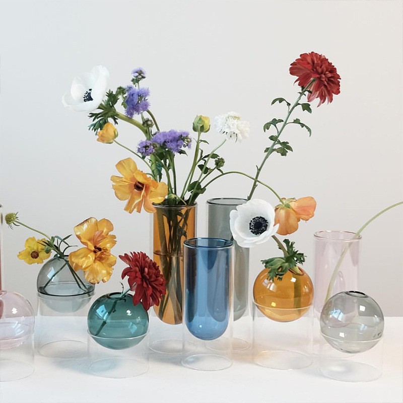 Colorful glass decorated vase factory production wholesale minimalist aroma diffuser bottle Instagram decoration spherical hydroponic flower pot