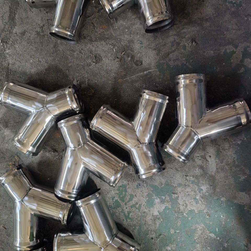 镀锌Y三通T三通油烟排烟管正三通裤衩三通排气扇风管斜三通接头