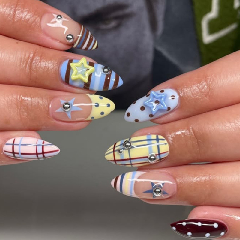 Wearable Almond-Shaped Blue, Yellow, and White Striped Polka Dot Y2K Star Steel Bead Rhinestone Detachable Fake Nail Patches Wearable Almond-Shaped Blue, Yellow, and White Striped Polka Dot Y2K Star Steel Bead Rhinestone Detachable Fake Nail Patches