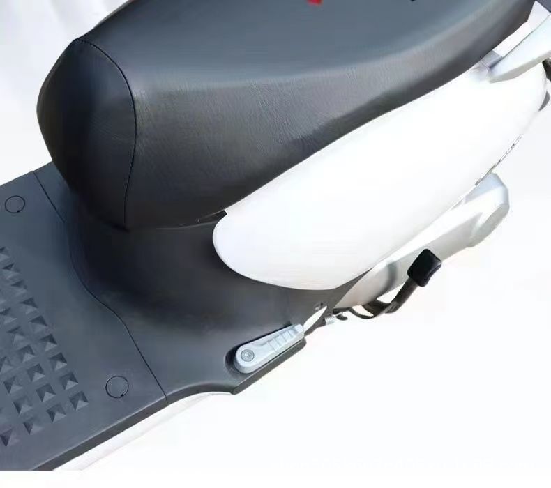 Electric Vehicle Seat Cushion Cover, Waterproof, Sun-Proof, Heat-Insulating, Universal for All Seasons, Universal Heat-Insulating Pad, Two-Wheeled Electric Vehicle Seat Cushion Cover