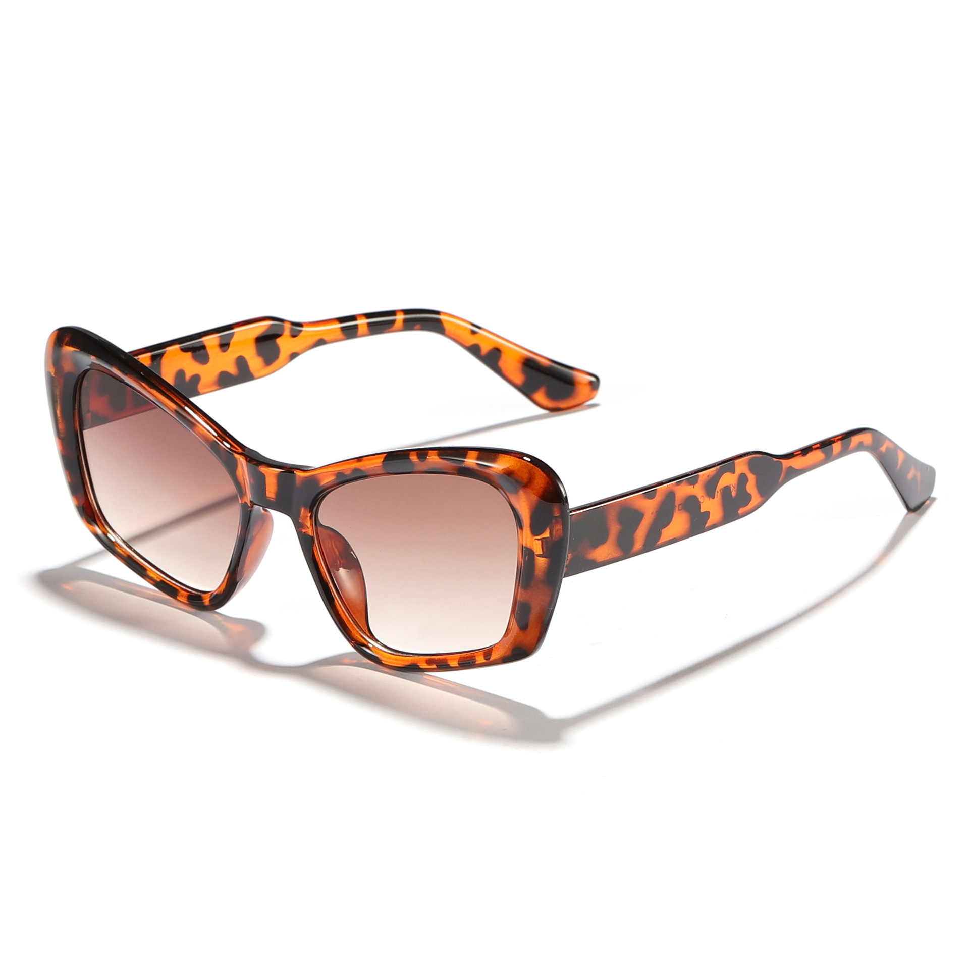 2024 nuevas gafas de sol europeas y americanas gafas de sol de ojo de gato de montura grande personalidad gafas de sol de viento ins sunglasses