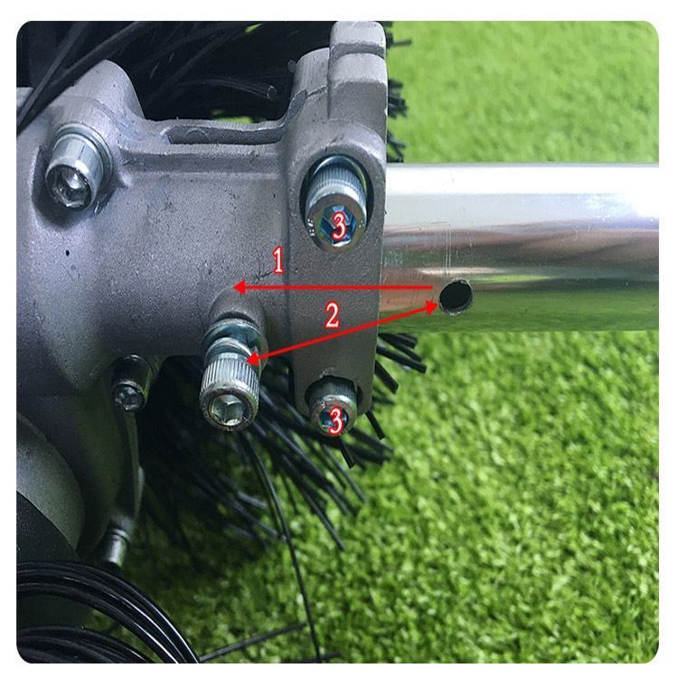 手推式二冲程汽油清扫车 足球场梳理草坪工具 人造草坪垃圾清理机