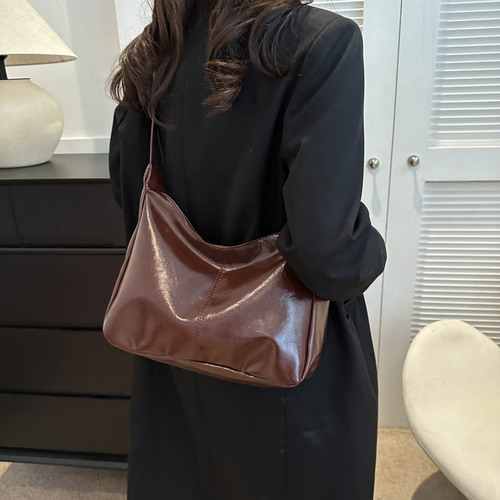 Autumn/Winter Retro Women's  New Arrival Fashion Soft Leather Crossbody Bag Casual Large Capacity Commute Bucket Bag