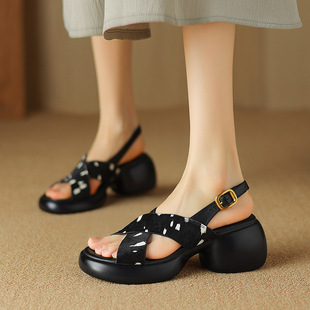 7cm~��ʽ�ļ��¿��ɫ��Ƥܛ�׽��控¶ֺ���e��׸߸��_�R��ЬŮ